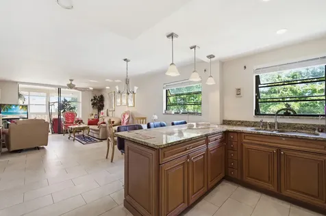 367 S Federal Highway Deerfield Beach FL 33441