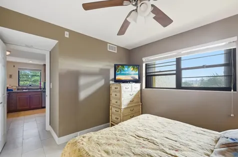 367 S Federal Highway Deerfield Beach FL 33441