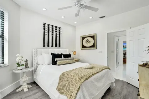 5851 Nw 21st Avenue Boca Raton FL 33496