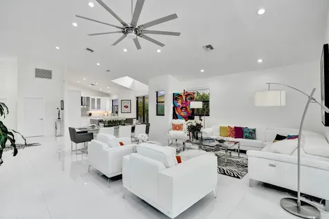 5851 Nw 21st Avenue Boca Raton FL 33496