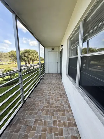 402 Brighton J Boca Raton FL 33434
