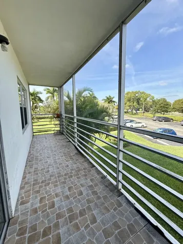 402 Brighton J Boca Raton FL 33434