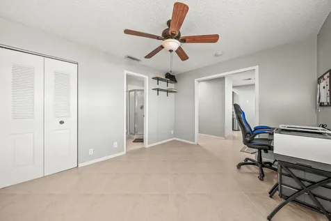 1640 Nw 19th Terrace Delray Beach FL 33445