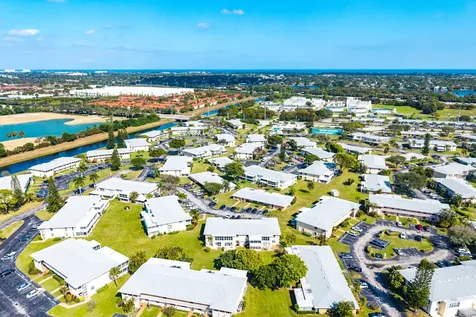 1640 Nw 19th Terrace Delray Beach FL 33445