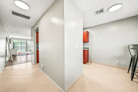 1640 Nw 19th Terrace Delray Beach FL 33445