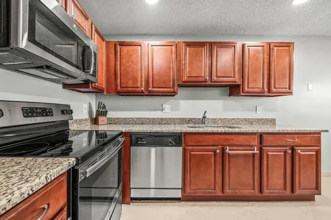 1640 Nw 19th Terrace Delray Beach FL 33445