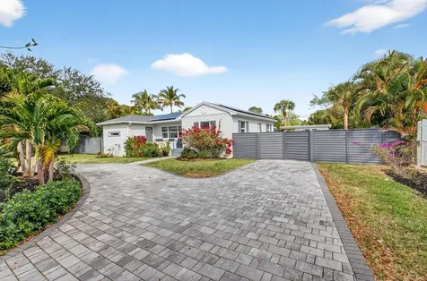 233 Ne 12th Street Delray Beach FL 33444
