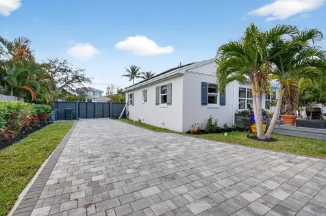 233 Ne 12th Street Delray Beach FL 33444