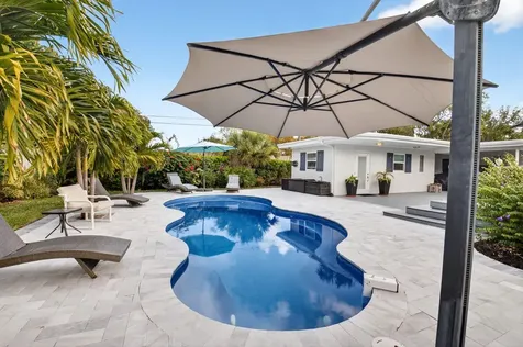 233 Ne 12th Street Delray Beach FL 33444