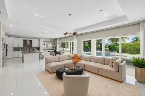 19886 Meadowside Lane Boca Raton FL 33498