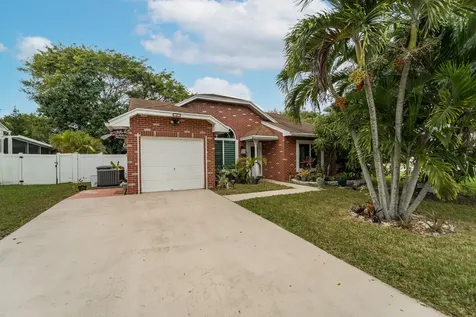 8208 Scenic Turn Boca Raton FL 33433