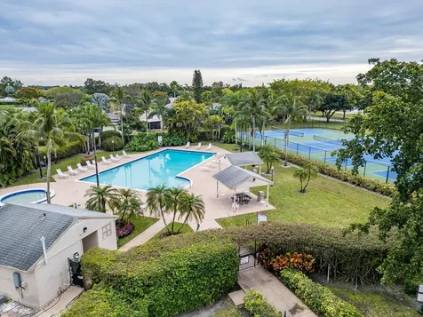 8208 Scenic Turn Boca Raton FL 33433