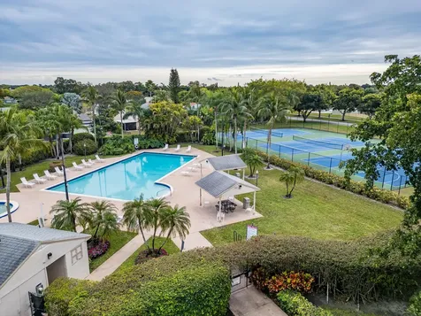 8208 Scenic Turn Boca Raton FL 33433