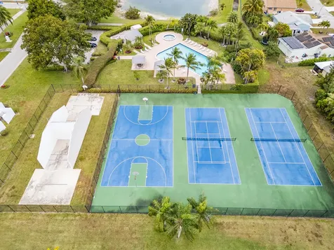 8208 Scenic Turn Boca Raton FL 33433
