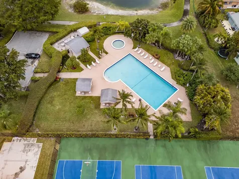 8208 Scenic Turn Boca Raton FL 33433