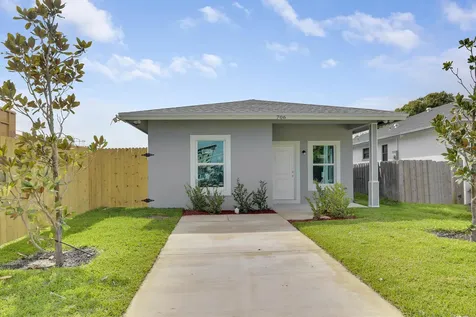 706 21st Street West Palm Beach FL 33407