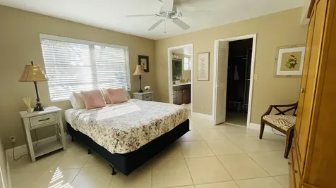 6935 Huntington Lane Delray Beach FL 33446