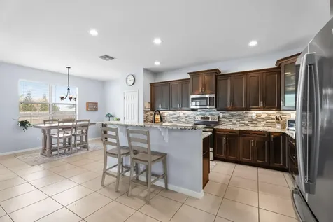 5835 Nw Drill Court Port Saint Lucie FL 34986