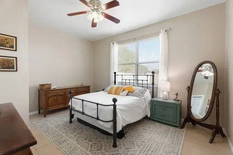5835 Nw Drill Court Port Saint Lucie FL 34986