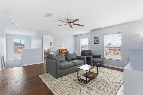 5835 Nw Drill Court Port Saint Lucie FL 34986