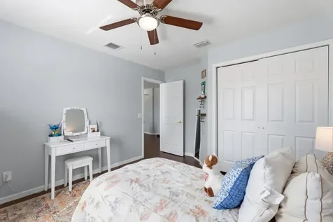 5835 Nw Drill Court Port Saint Lucie FL 34986