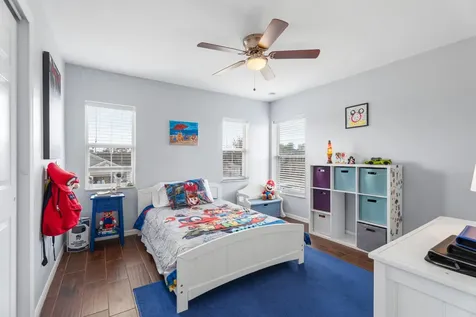 5835 Nw Drill Court Port Saint Lucie FL 34986