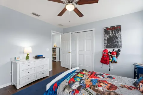 5835 Nw Drill Court Port Saint Lucie FL 34986