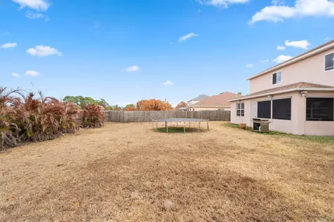 5835 Nw Drill Court Port Saint Lucie FL 34986