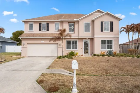 5835 Nw Drill Court Port Saint Lucie FL 34986