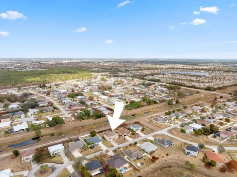 5835 Nw Drill Court Port Saint Lucie FL 34986