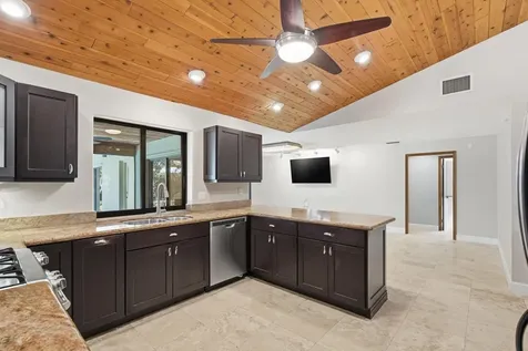 5186 Se Harrold Terrace Stuart FL 34997