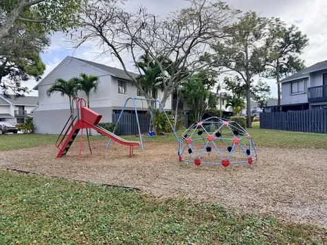 2305 Seaside Drive Greenacres FL 33463