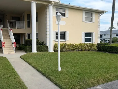 670 E Lake Jasmine Circle Vero Beach FL 32962