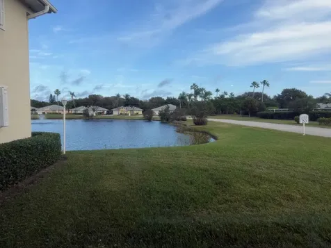 670 E Lake Jasmine Circle Vero Beach FL 32962
