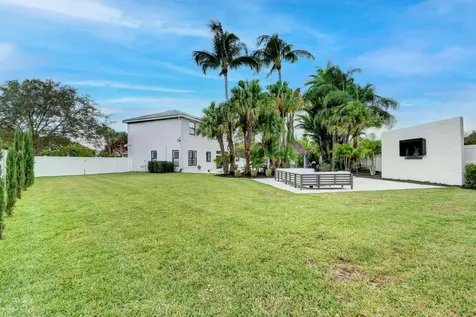 6298 Sand Hills Circle Lake Worth FL 33463