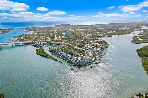 1000 N Us Highway 1 Jupiter FL 33477