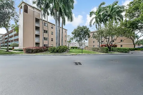 12565 Imperial Isle Drive Boynton Beach FL 33437