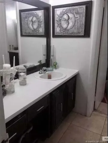 484 Nw 165th Street Road Miami FL 33169