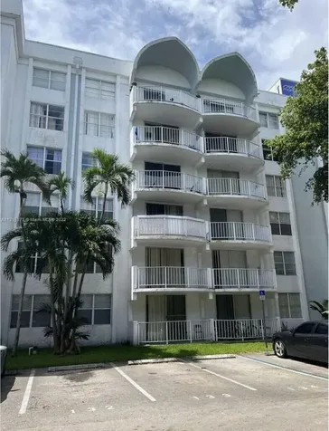 484 Nw 165th Street Road Miami FL 33169
