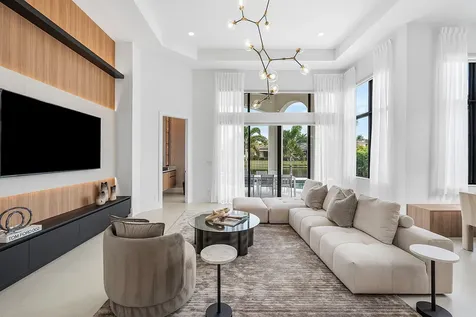 17760 Villa Club Way Boca Raton FL 33496