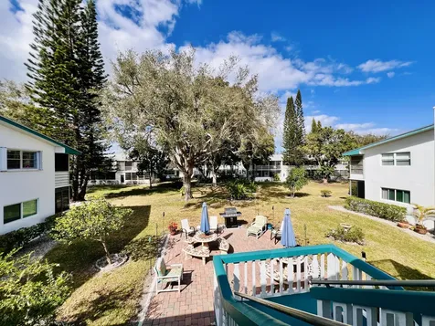 257 Sussex M West Palm Beach FL 33417