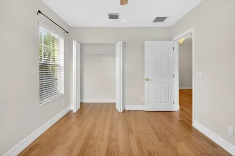 21 Largo Way Boynton Beach FL 33426