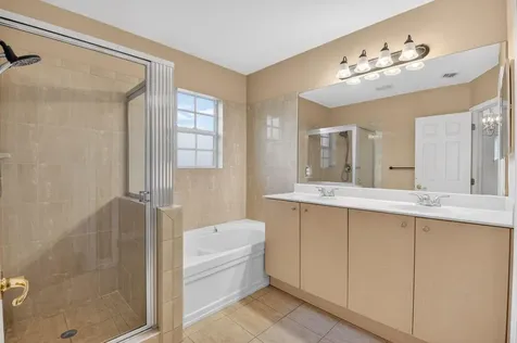 21 Largo Way Boynton Beach FL 33426