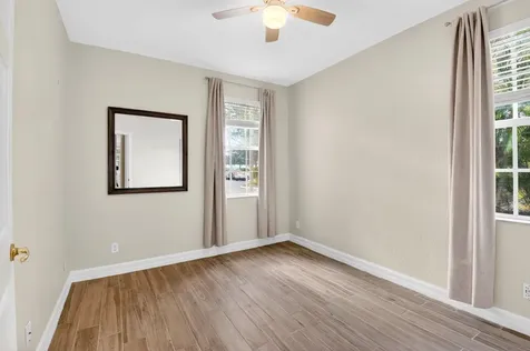 21 Largo Way Boynton Beach FL 33426