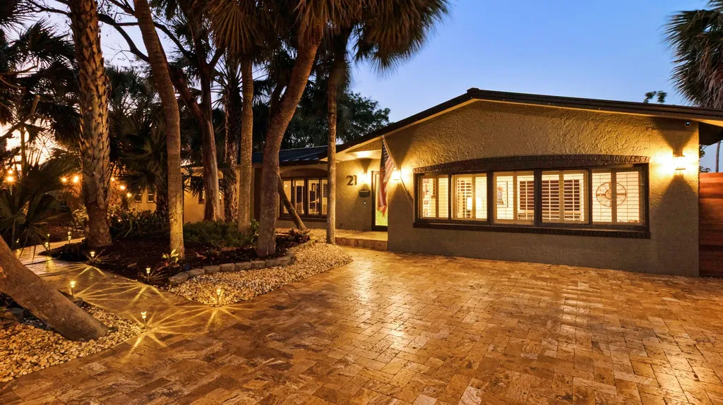 21 Se 14th Street Pompano Beach FL 33060