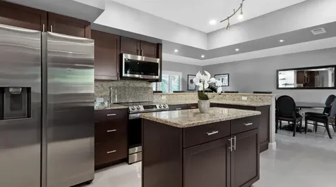 21 Se 14th Street Pompano Beach FL 33060