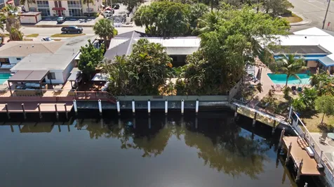 21 Se 14th Street Pompano Beach FL 33060