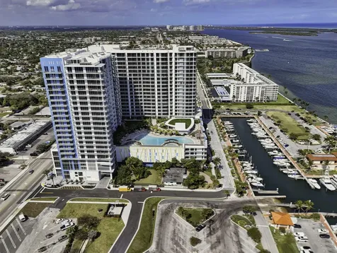 220 Lake Shore Drive Lake Park FL 33403