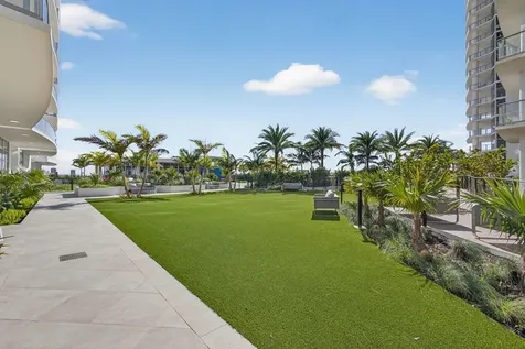 220 Lake Shore Drive Lake Park FL 33403