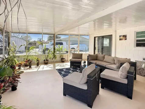 1612 S 28th Street Fort Pierce FL 34947